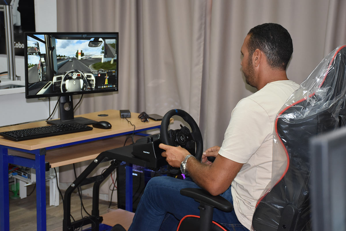 Truck driver simulator Techlog Project